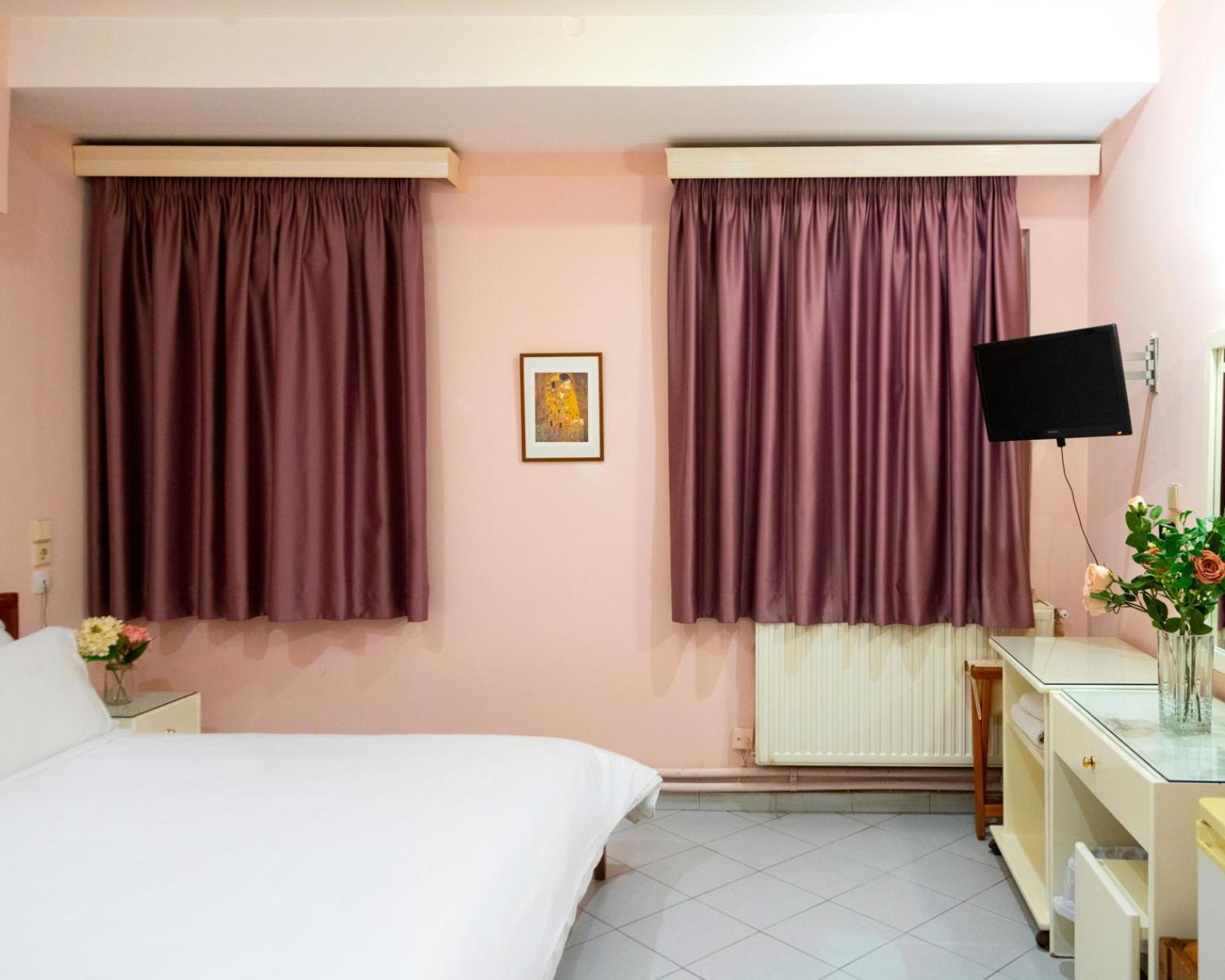 קארדיצה Hotel Avra מראה חיצוני תמונה