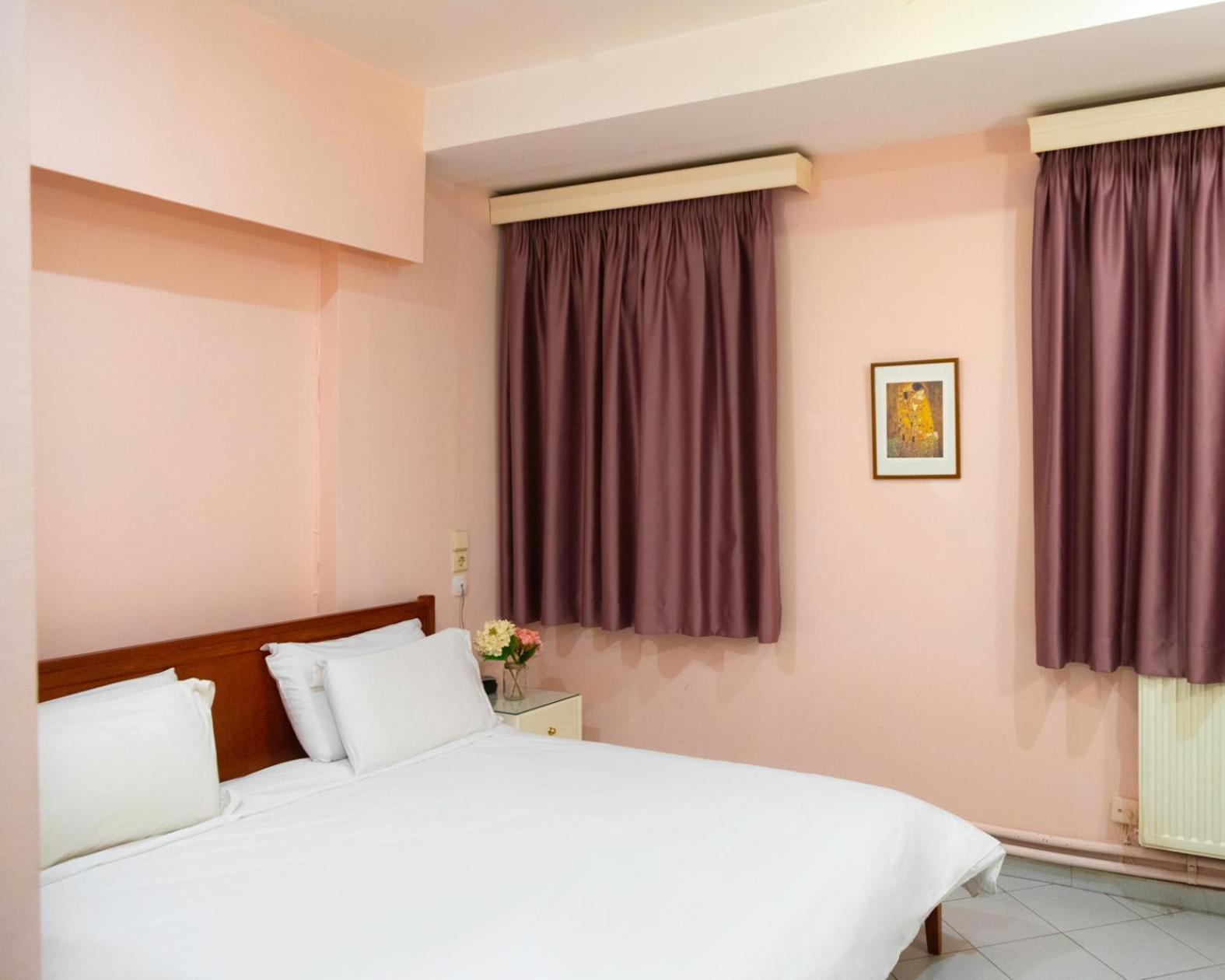 קארדיצה Hotel Avra מראה חיצוני תמונה