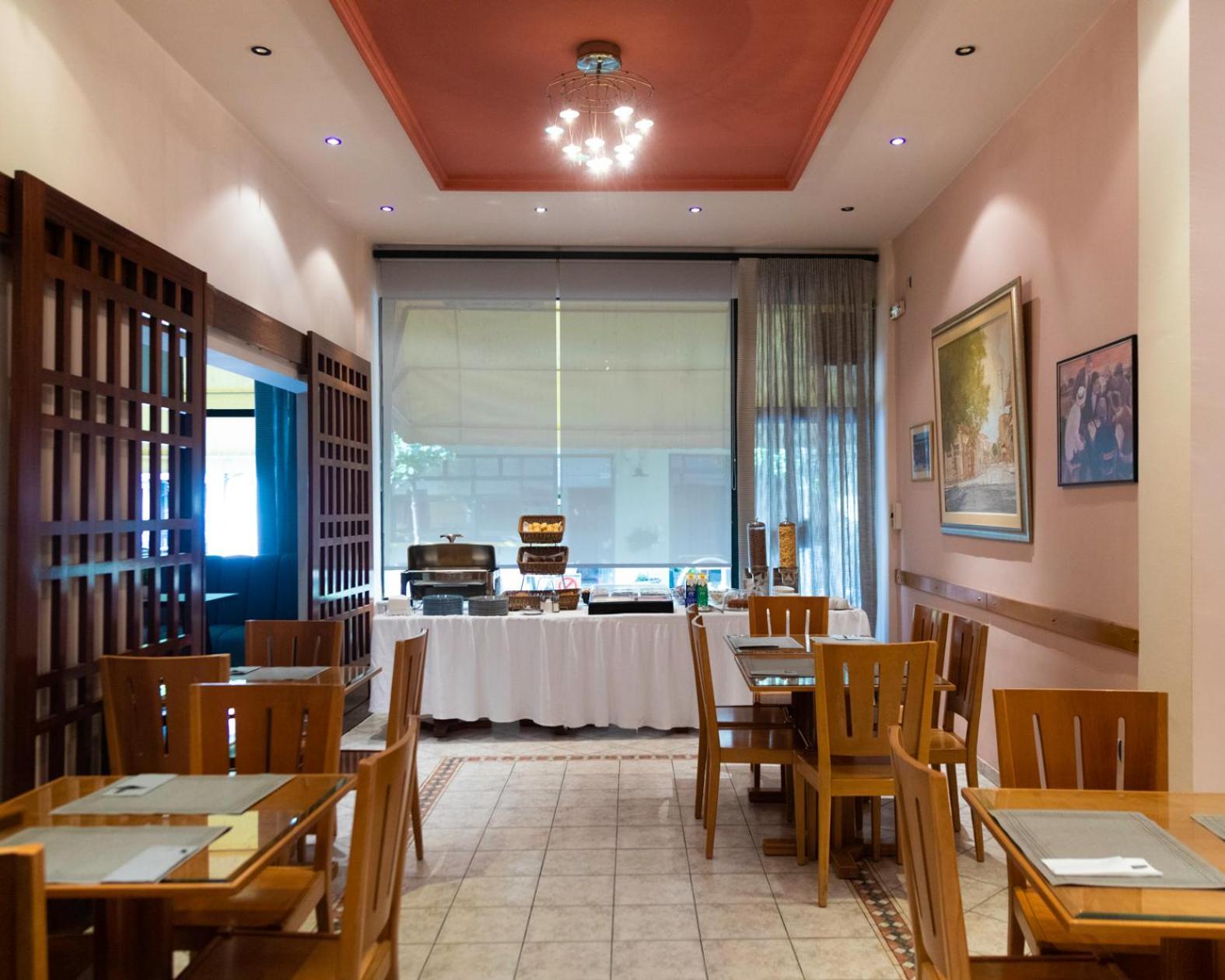קארדיצה Hotel Avra מראה חיצוני תמונה